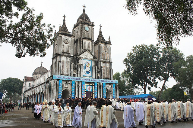 TIN BUỒN CHO GIÁO PHẬN VINH