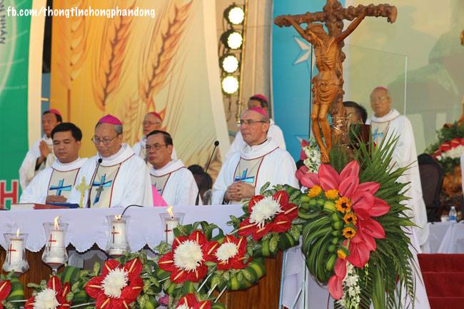 Thần quyền của Vatican không đủ tư cách tham gia vào công việc nội bộ của Việt Nam