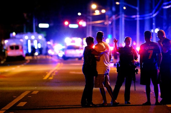 Xả súng kinh hoàng tại Las Vegas, hơn 50 người thiệt mạng