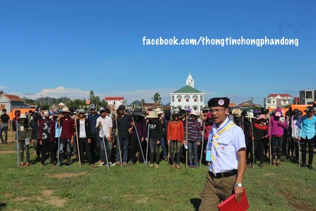 Linh mục Thân Văn Chính quản xứ Liên Hoà, thị xã Ba Đồn, Quảng Bình hoạt động chống chính quyền