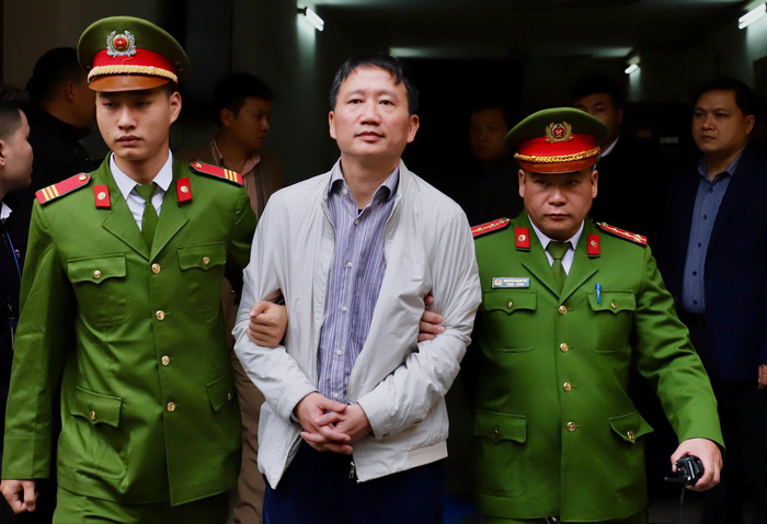 Phạt ông Đinh La Thăng 13 năm tù, ông Trịnh Xuân Thanh tù chung thân