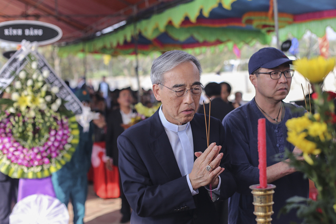 Người Hàn Quốc tạ lỗi trong lễ tưởng niệm vụ thảm sát Hà My