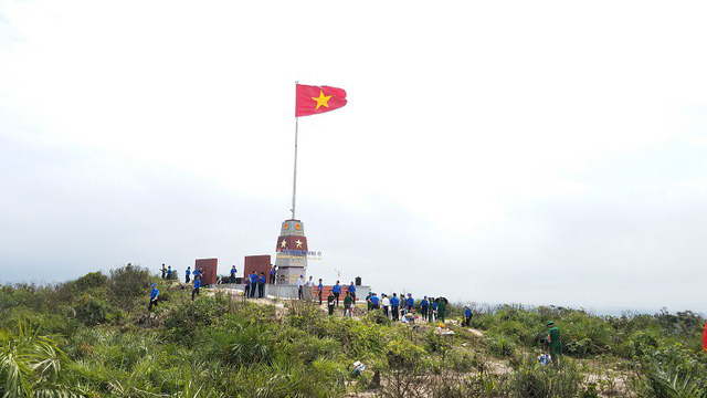 Khánh thành cột cờ Tổ quốc cao hơn 22m trên đảo Hòn La
