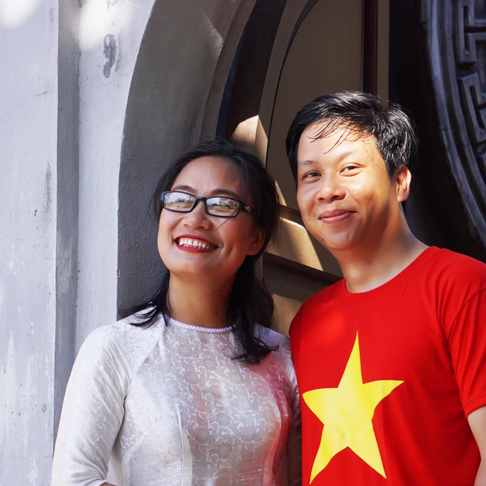 ‘Chuyện tình Trường Sa’ lãng mạn của nữ nhà báo và chàng Việt kiều