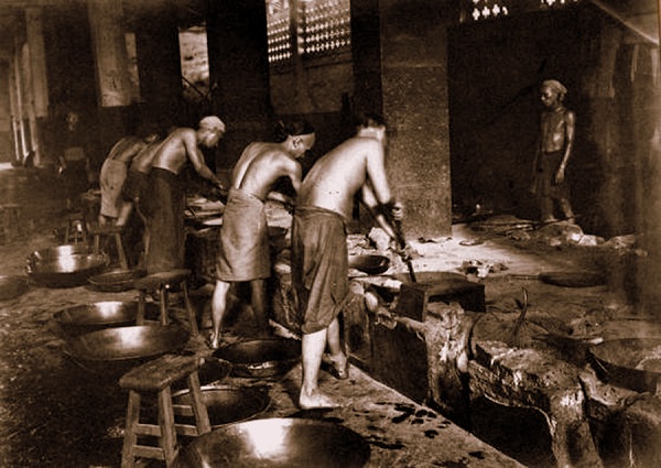 Hình ảnh hiếm về nhà máy chế biến thuốc phiện ở Sài Gòn thời Pháp thuộc