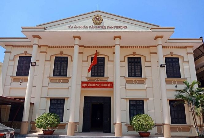 Khởi tố nữ phó chánh án ở Hà Nội nhận 300 triệu đồng 'chạy án'