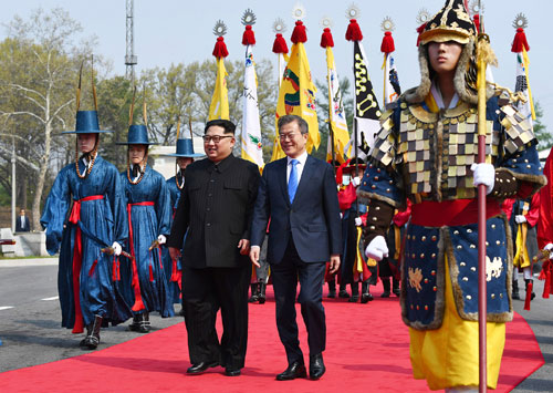 Kim Jong-un nhắc đến Việt Nam như hình mẫu mở cửa kinh tế