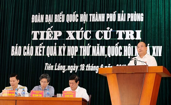 hủ tướng Nguyễn Xuân Phúc: Xử lý nghiêm hành vi lợi dụng tình hình, kích động người dân