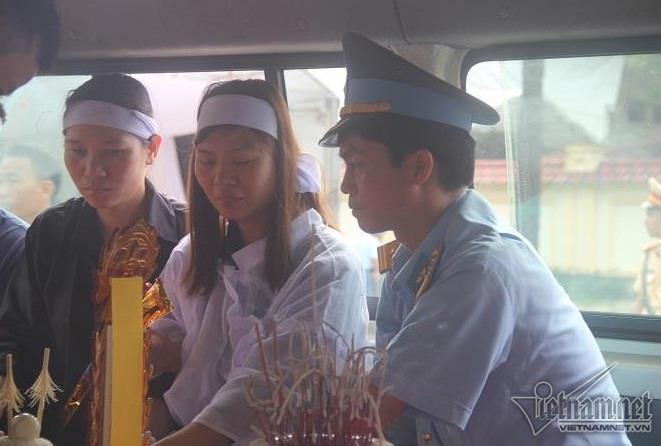 Toàn cảnh Lễ viếng, Lễ taruy điệu 2 phi công Su-22 hy sinh ở Nghệ An