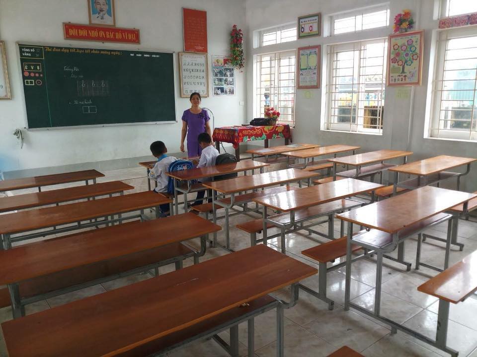 Linh mục Phan Đình Giáo quản xứ Cẩm Trường, Quỳnh Lưu, Nghệ An: lợi dụng công nghệ giáo dục, kích động, ngăn cấm học sinh tiểu học không đến trường