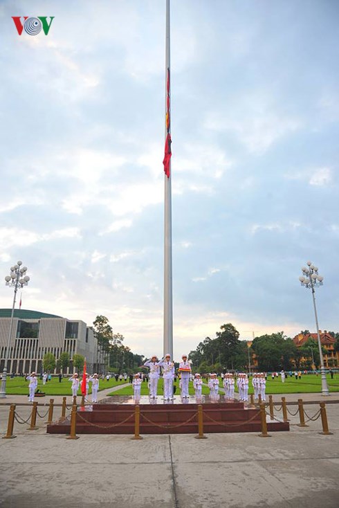 Những hình ảnh đầu tiên trong ngày đầu Quốc tang Chủ tịch nước Trần Đại Quang