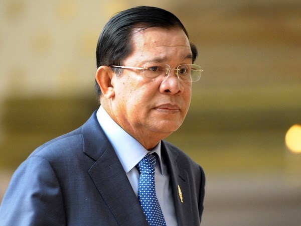 Thủ tướng Campuchia tới Việt Nam viếng Chủ tịch nước Trần Đại Quang