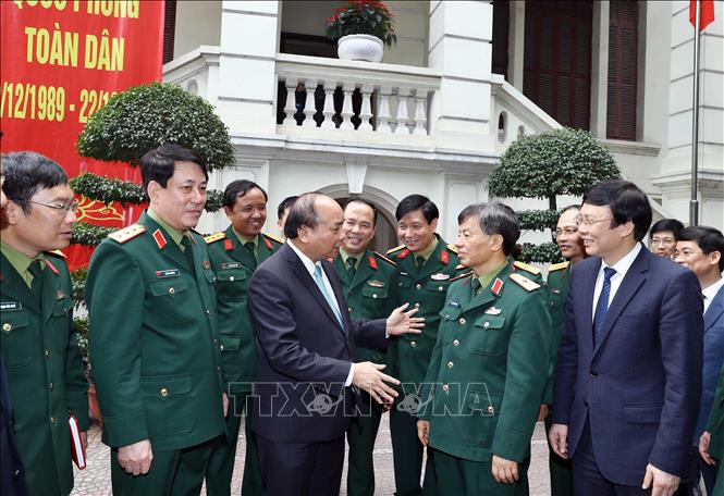 Thủ tướng: Niềm tin của dân với Đảng, đất nước và Quân đội ngày càng được củng cố