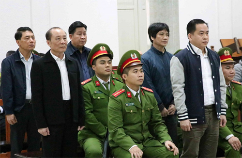 Cựu Thứ trưởng Bùi Văn Thành nhận 30 tháng tù, Trần Việt Tân 36 tháng