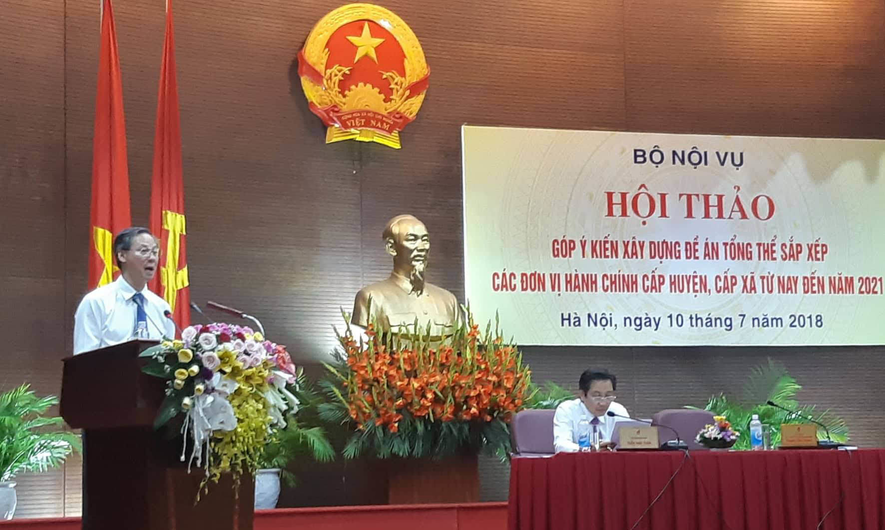 Bộ Chính trị ra Nghị quyết về sát nhập huyện, phường xã