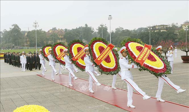Lãnh đạo Đảng, Nhà nước viếng Lăng Chủ tịch Hồ Chí Minh