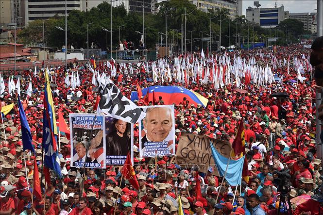 1 triệu người Venezuela tuần hành ủng hộ Tổng thống Nicolas Maduro