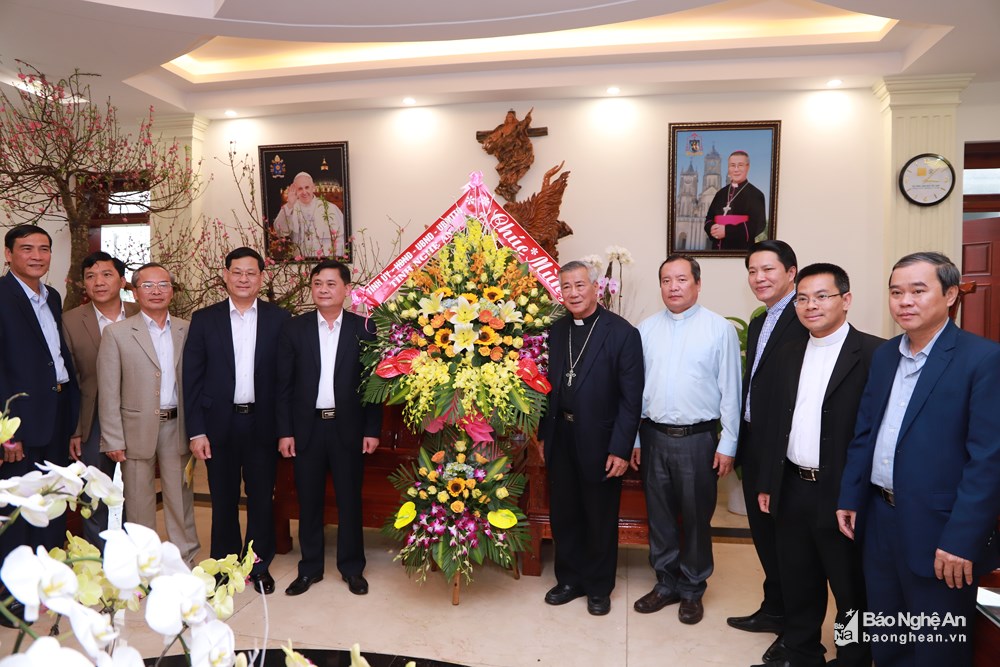 Tân Giám mục giáo phận Vinh: Người công giáo góp sức xây dựng quê hương đất nước ngày một giàu đẹp