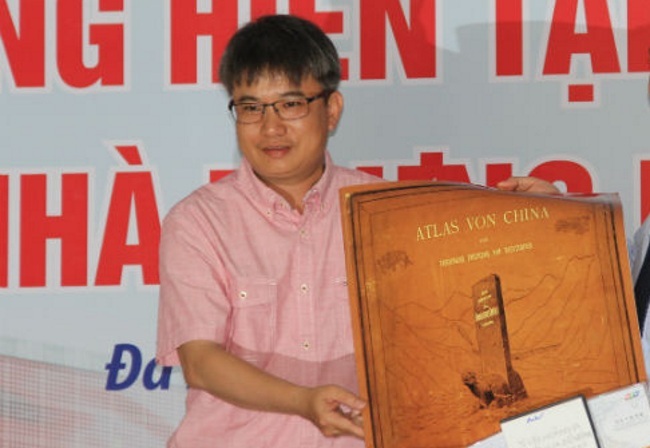 Khai trừ Đảng với Phó viện trưởng viết sai sự thật trên Facebook