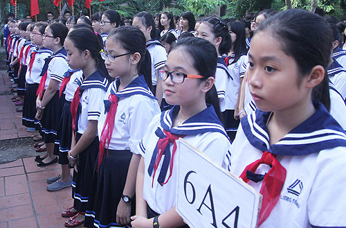 Chính phủ đồng ý miễn học phí đối với học sinh trung học cơ sở
