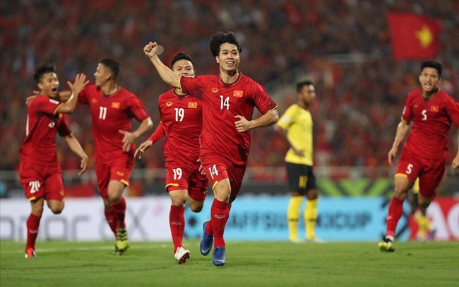 CHÍNH THỨC: Được đăng ký 2 cầu thủ trên 22 tuổi ở môn bóng đá đá nam SEA Games 30