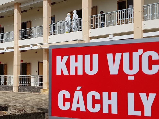Thêm ca mắc Covid-19 mới là cháu bé 1 tuổi, Việt Nam có 328 trường hợp