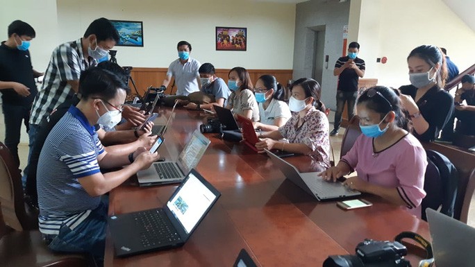 Đắk Lắk họp khẩn thông báo về ca nhiễm COVID-19 đầu tiên