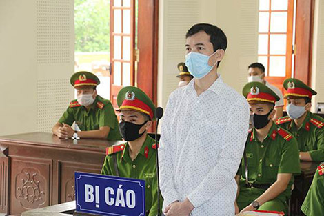 Sự thật sau lớp áo ngụy trang