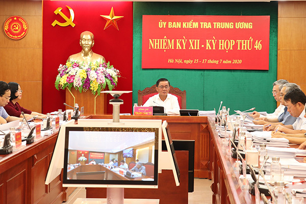 Đề nghị khai trừ Đảng nguyên Phó Chủ tịch TP.HCM, Trưởng ban Nội chính Thái Bình
