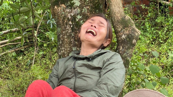 Mẹ chiến sĩ Đoàn 337 bị vùi lấp ở Quảng Trị: “Rùa ơi, con khoe là có quà cho mẹ, con đâu rồi…”