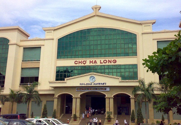 Bắt Trưởng VP đại diện báo Nông thôn Ngày nay có hành vi nhận hối lộ