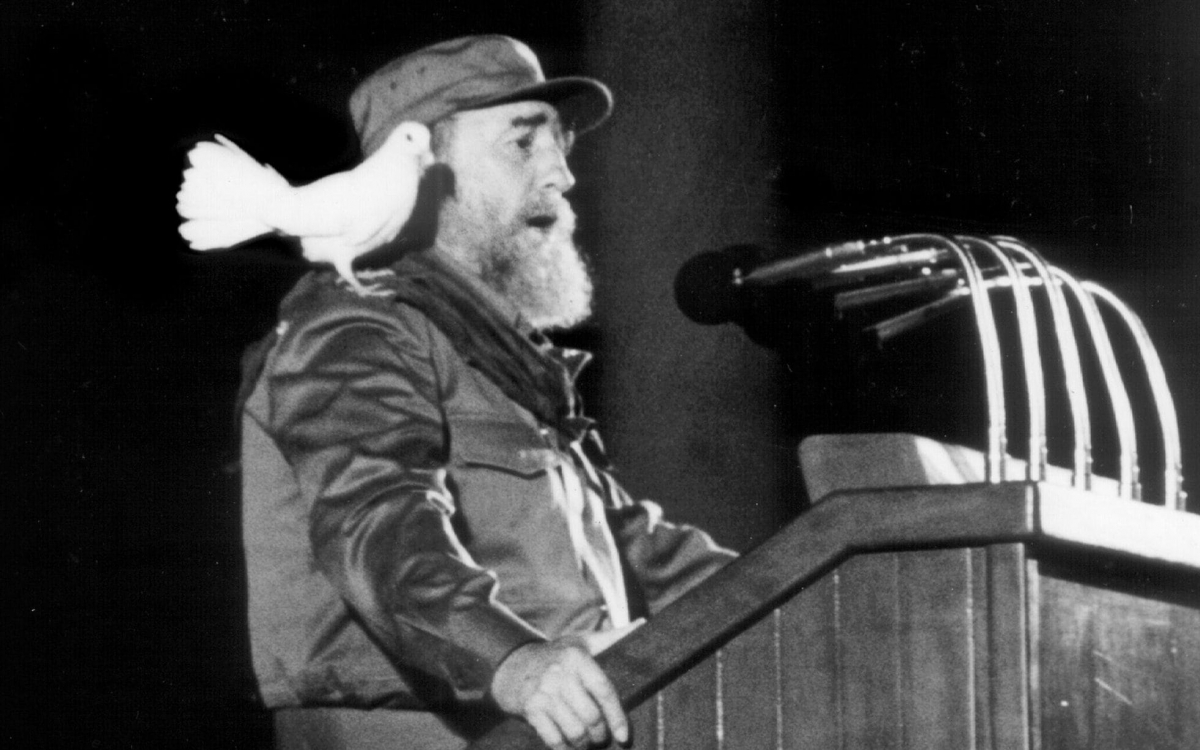 Cuộc đời Fidel Castro và mối thân tình đặc biệt dành cho Việt Nam