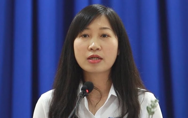Đề nghị thu hồi danh hiệu với nghệ sĩ lệch chuẩn