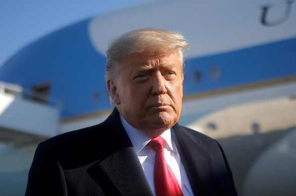 FBI khám xét resort của ông Trump