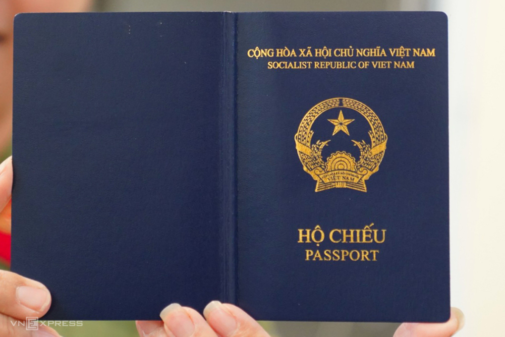 Cấp hộ chiếu gắn chip điện tử từ ngày 1/3