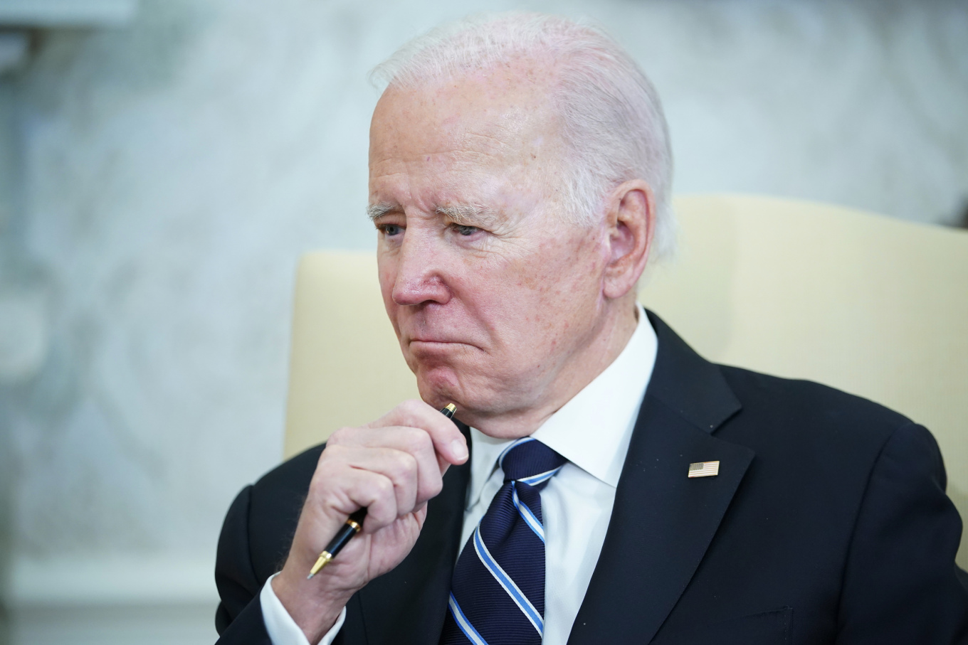 FBI khám nhà ông Biden
