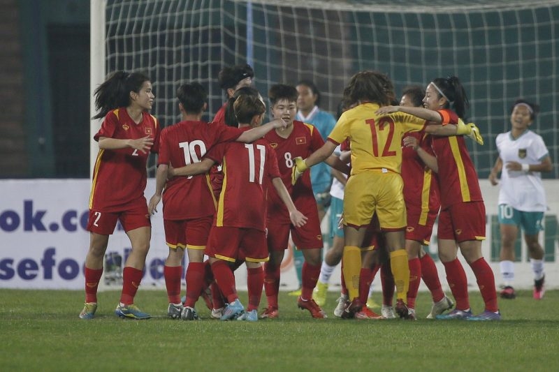 U20 nữ Việt Nam thắng Singapore 11-0 ở giải châu Á