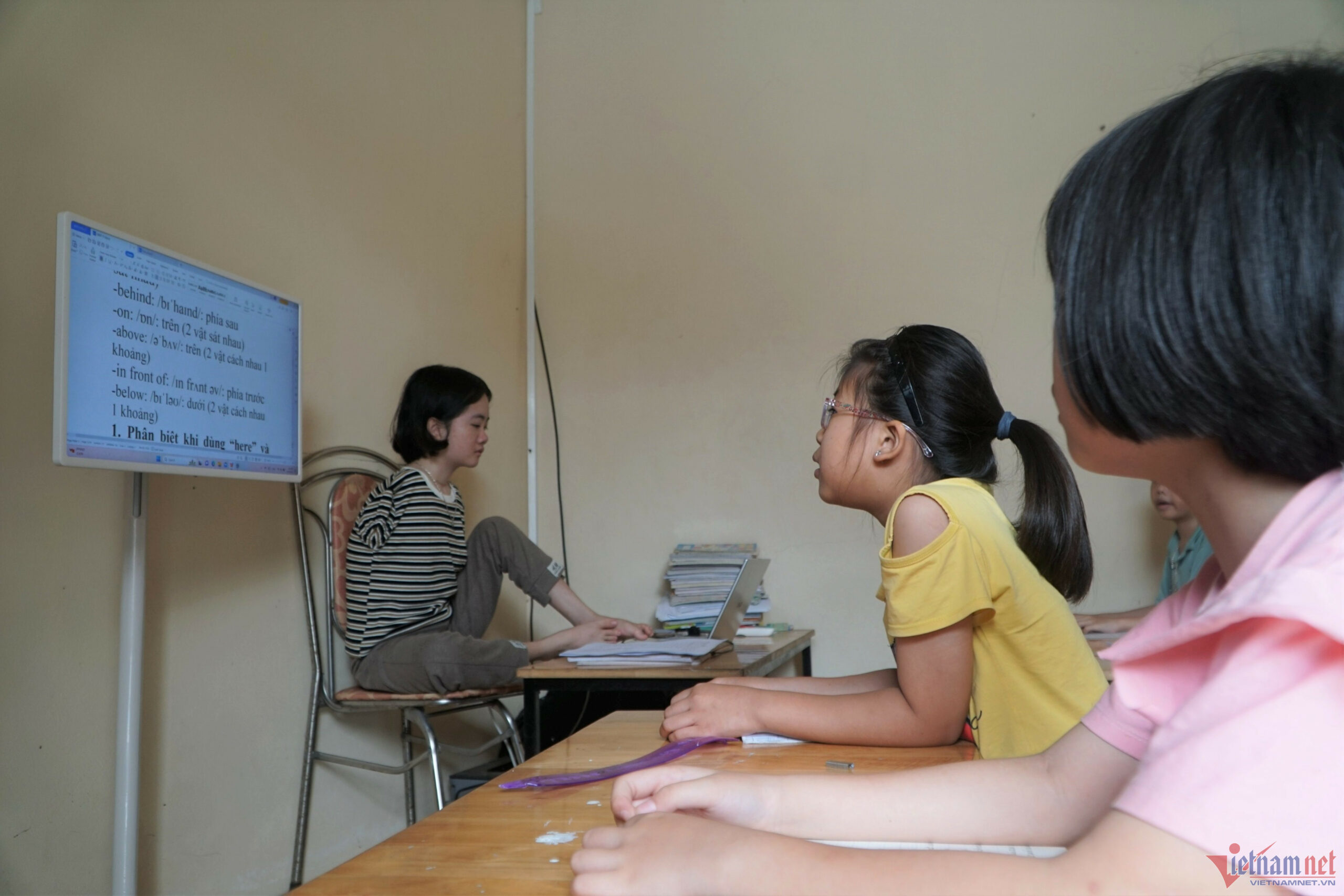 Chuyện chưa kể về cô giáo không tay được Bí thư Tỉnh ủy đặc cách tuyển dụng