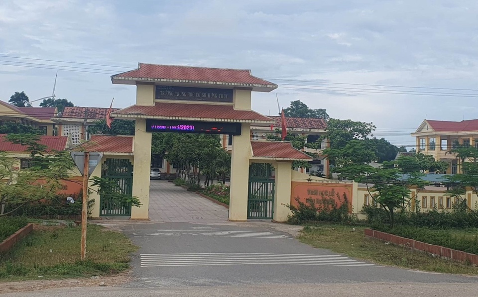Bị 8 bạn cùng trường đánh nhập viện, nam sinh lỡ kỳ thi lớp 10