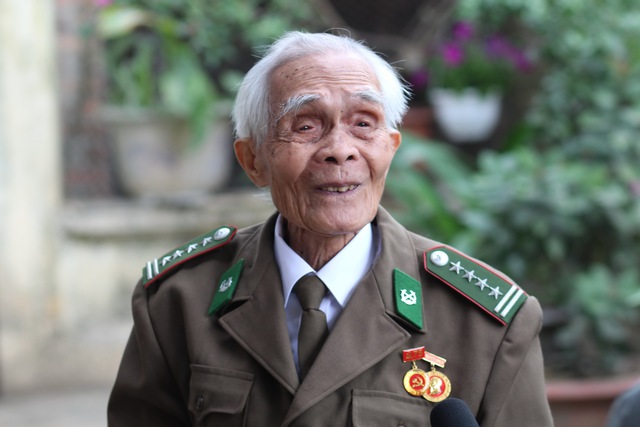 Đại tá Hoàng Long Xuyên - nhân chứng cuối cùng của Đội Việt Nam tuyên truyền giải phóng quân từ trần