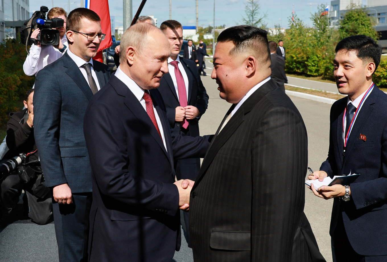 Ông Putin gặp ông Kim Jong-un
