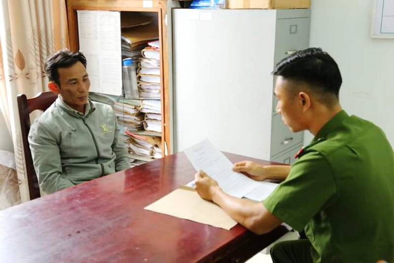 “Ma men” đập máy đo nồng độ cồn rồi… cắn CSGT