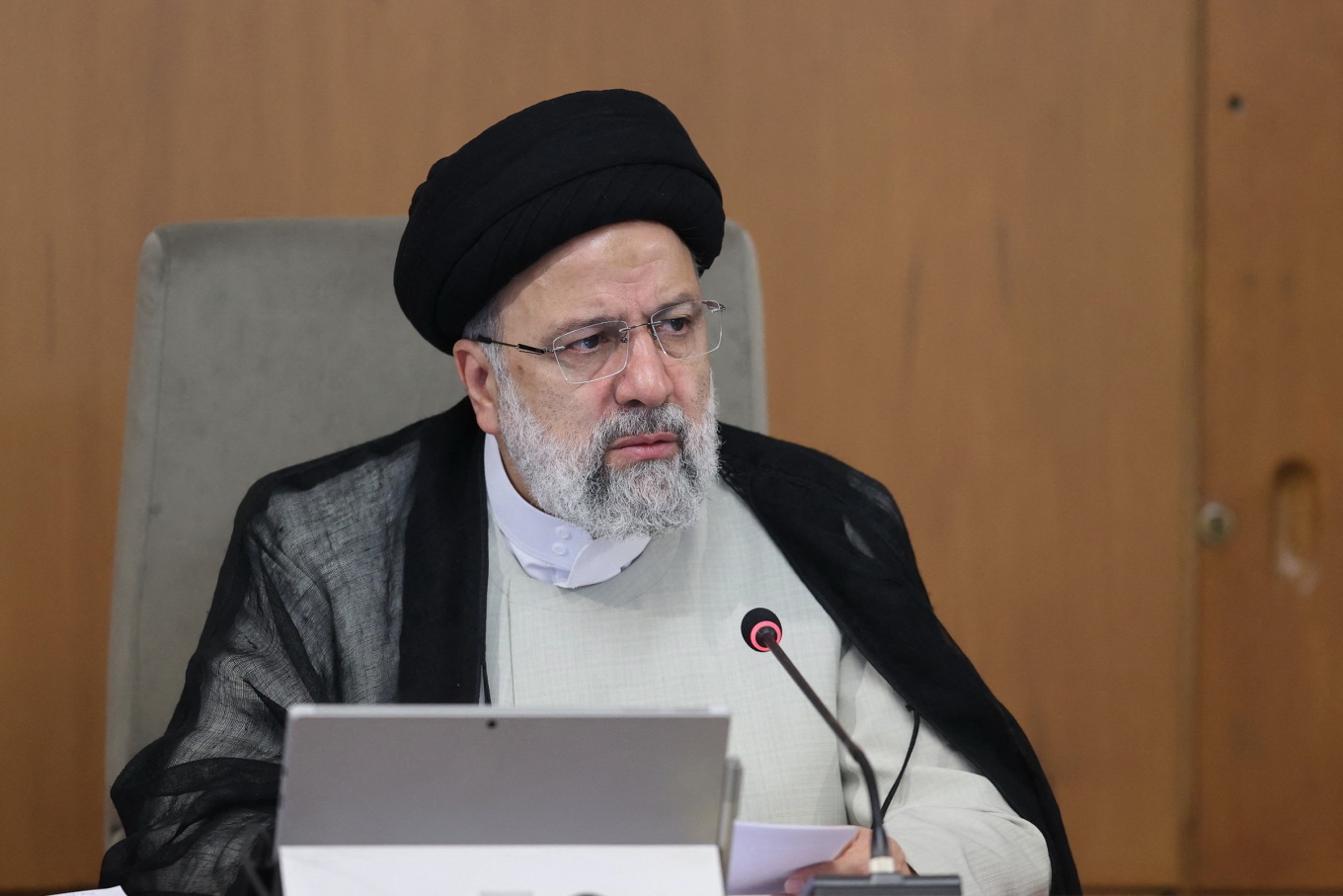 Trực thăng gặp sự cố, Tổng thống Iran mất tích