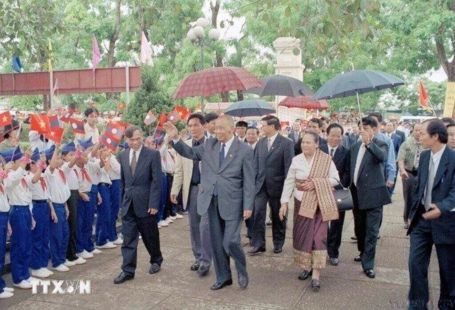 Tổng Bí thư sẽ viếng đồng chí Khamtay Siphandone tại Lào
